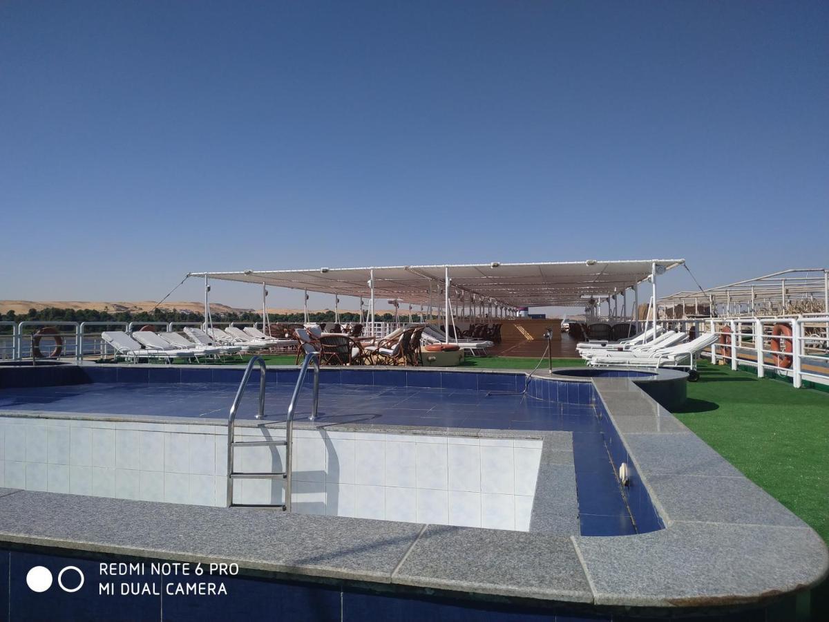 King Tut I Nile Cruise - Every Monday 4 Nights From Luxor - Every Friday 7 Nights From Aswan Exterior foto